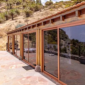 https://casa-rural-la-palizada.in-canary-islands.com