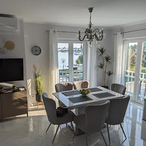 https://dolce-vita-city-center.in-istria.net